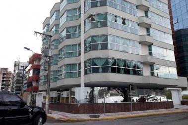 Frente Mar - 3 Súites - Apto 401