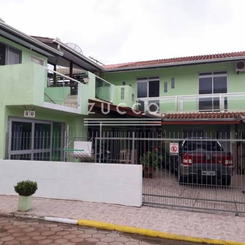 Casa ampla- prpria para kitnet