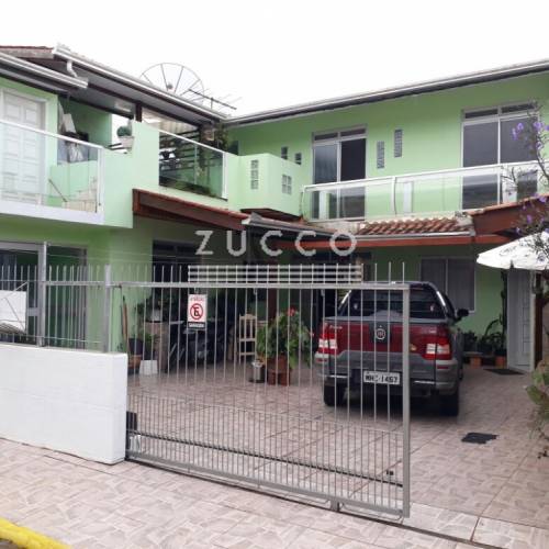 Casa ampla- prpria para kitnet