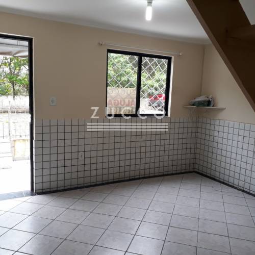 Sobrado Geminado 2 quartos _ Centro