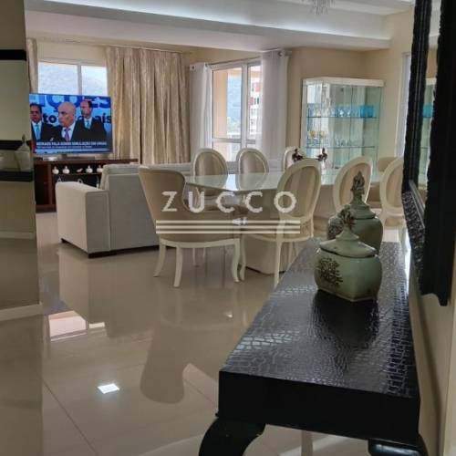 �timo Apto 3 su�tes a venda  quadra mar