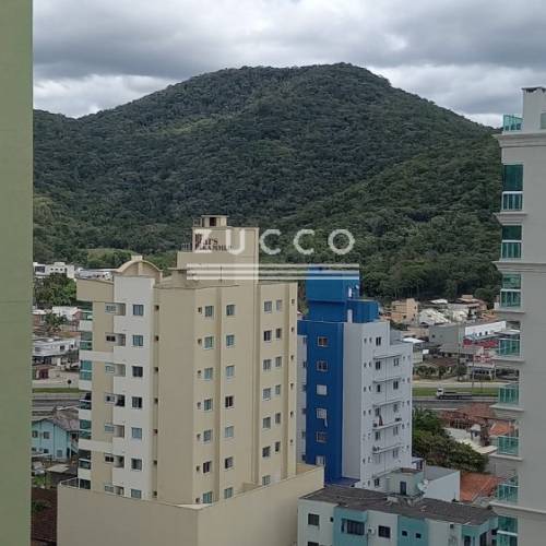 �timo Apto 3 su�tes a venda  quadra mar