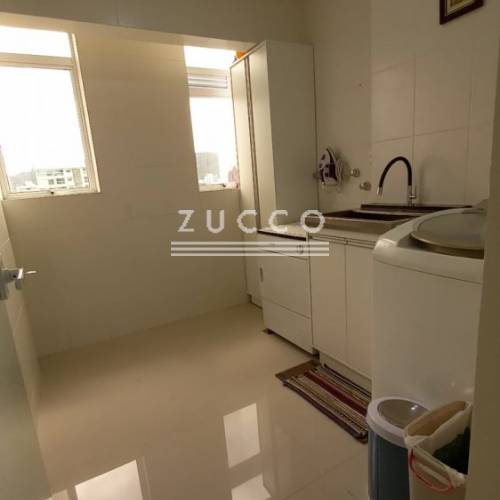 �timo Apto 3 su�tes a venda  quadra mar