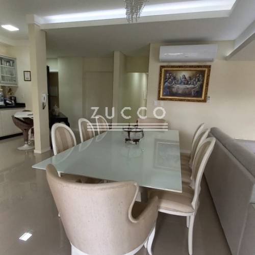 �timo Apto 3 su�tes a venda  quadra mar