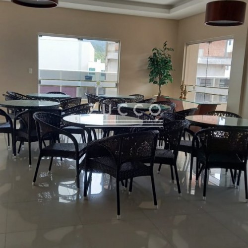 �timo Apto 3 su�tes a venda  quadra mar