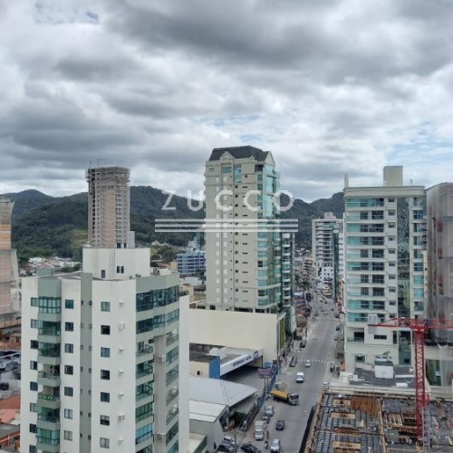 �timo Apto 3 su�tes a venda  quadra mar