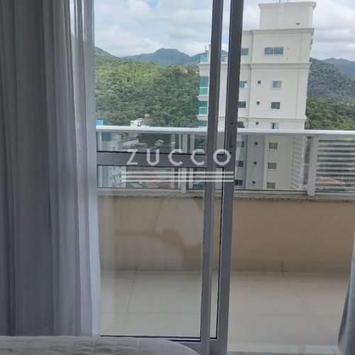 �timo Apto 3 su�tes a venda  quadra mar