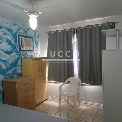 Apto 2 dorm. - quadra mar -centro