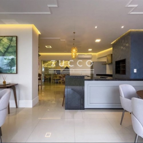 APTO ALTO PADR�O FRENTE MAR