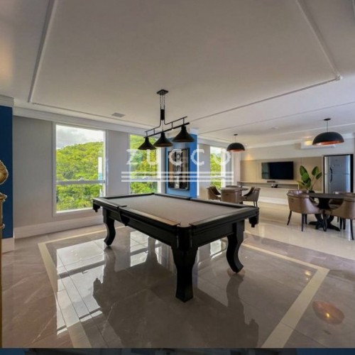 APTO ALTO PADR�O FRENTE MAR