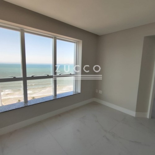 APTO ALTO PADR�O - 4 SU�TES - MEIA PRAIA