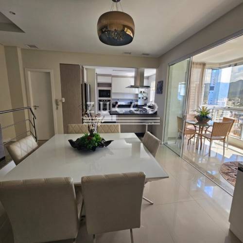EXCELENTE DUPLEX-  4 SUTES-  MEIA PRAIA.