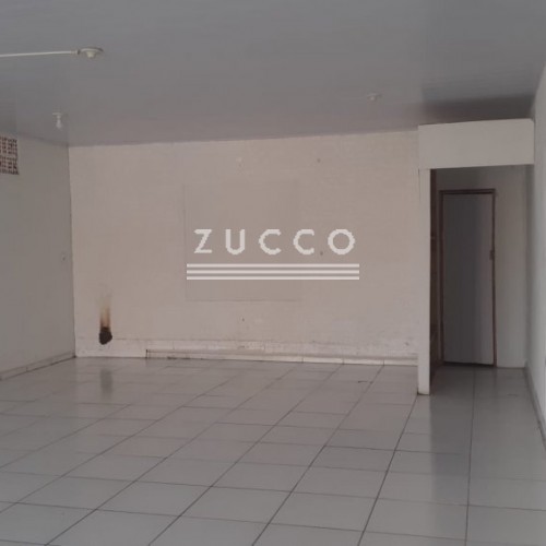 TERRENO C/ CONSTR. COMERCIAL E RESIDENCIAL