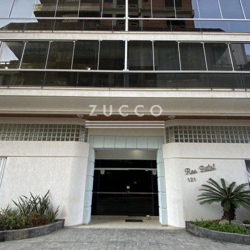 AMPLO APTO ANDAR BAIXO- QUADRA MAR -CENTRO