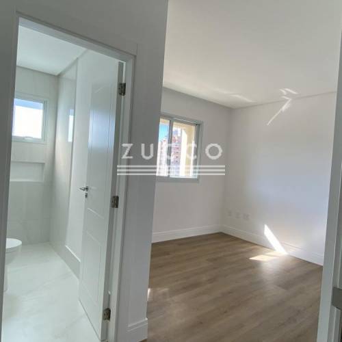 �timo apartamento 4 su�tes - Centro de Itapema 