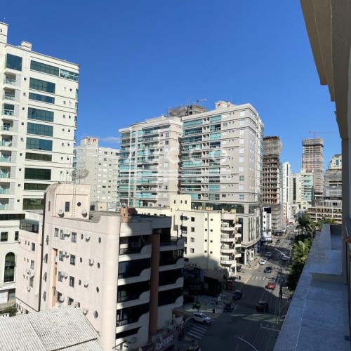 �timo apartamento 4 su�tes - Centro de Itapema 