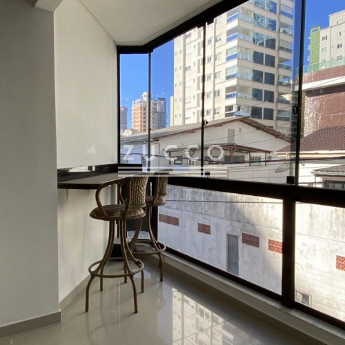 APTO 2 SU�TES- CENTRO