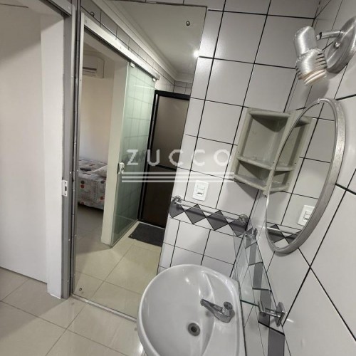 APTO 2 SU�TES- CENTRO