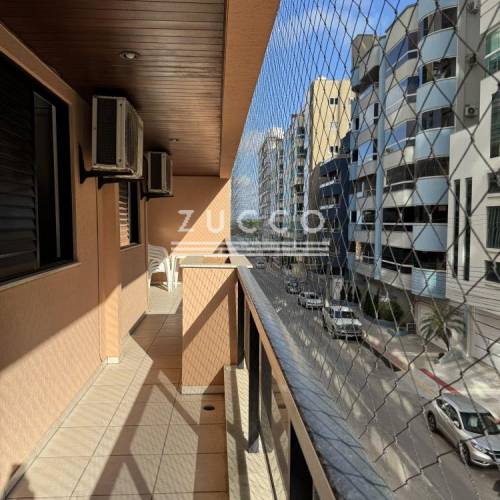 Apto 3 dorm. - quadra mar -centro