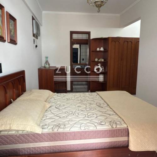 Apto 3 dorm. - quadra mar -centro