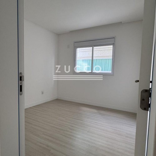 APTO PR�X. A PRAIA - COM VISTA MAR