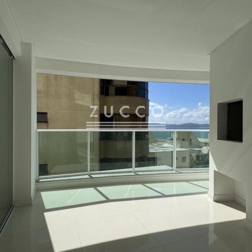 Excelente apto de 3 su�tes pr�ximo a praia