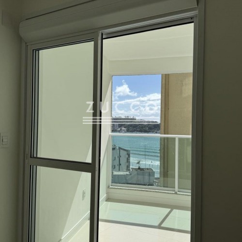 Excelente apto de 3 su�tes pr�ximo a praia