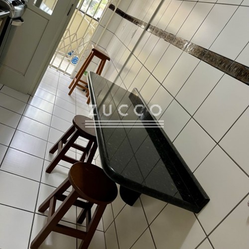 EXCELENTE APARTAMENTO 3 DORMIT�RIOS - CENTRO DE IT