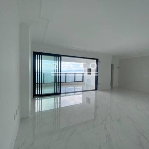 APARTAMENTO ALTO PADRO QUADRA MAR