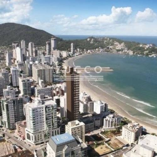 MODERNO APTO 4 SUTES- 50 METROS DA PRAIA