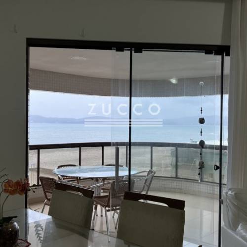 Apto lateral mar 3 sutes