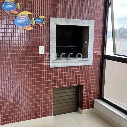 Apto lateral mar 3 sutes