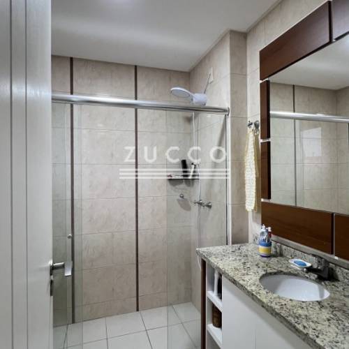 Apto lateral mar 3 sutes