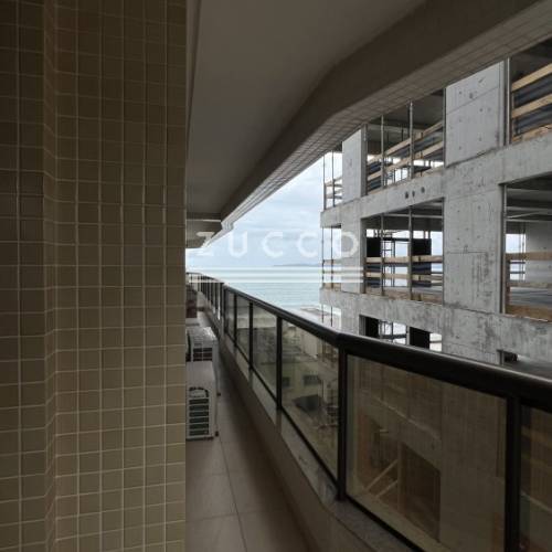 Apto lateral mar 3 sutes