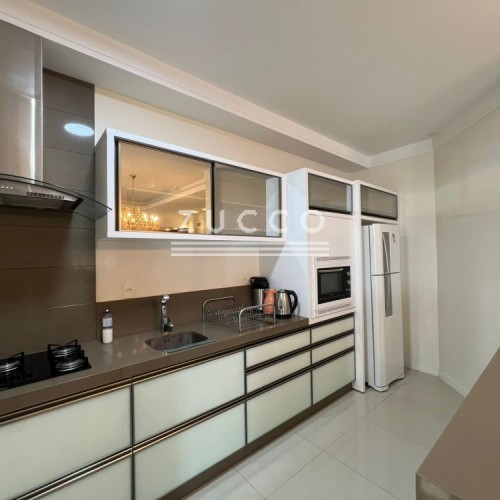 APTO 3 SU�TES - PROX. A PRAIA