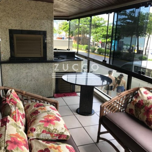 Apto 4 dorm. Frente Mar