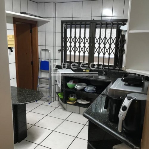 Apto 4 dorm. Frente Mar