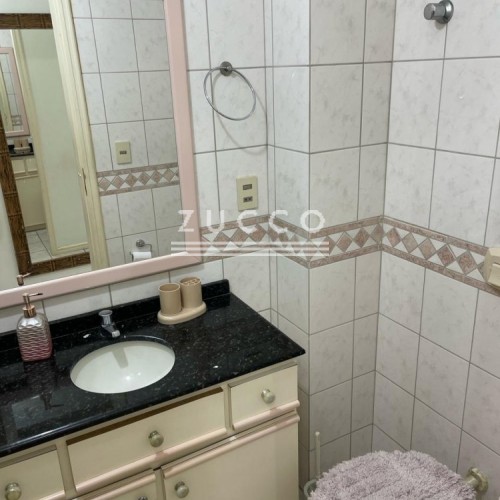 APTO 2 DORMIT�RIOS- CENTRO DE ITAPEMA