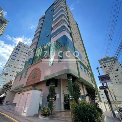 3 Su�tes - Auto Padr�o - 50m da Praia! 