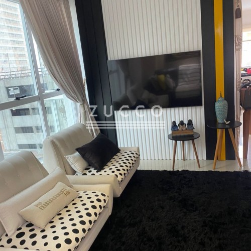 Alto Padr�o Meia Praia!