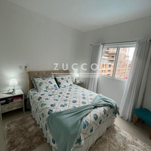 Alto Padr�o Meia Praia!