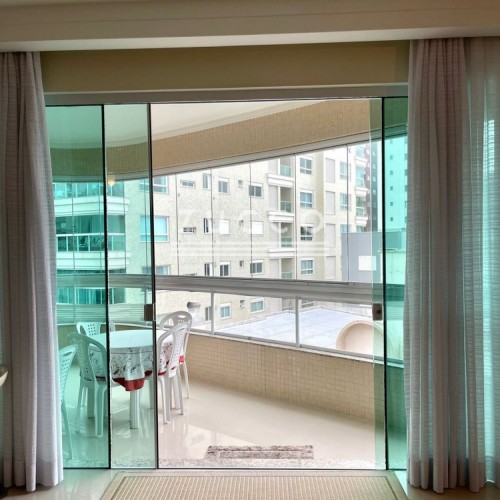 Ilhas Gregas Apto 702B - 3 Su�tes com ar 