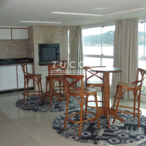 Frente Mar - 3 S�ites - Apto 501