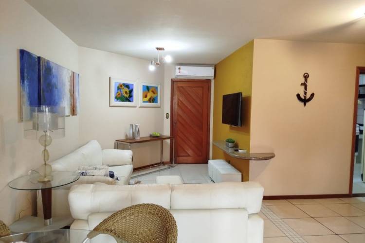 Ed. Flora do Mar - Apto 105 Edif�cio Frente ao Mar