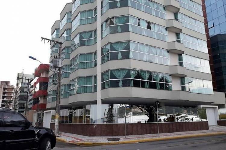 Frente Mar - 3 S�ites - Apto 201